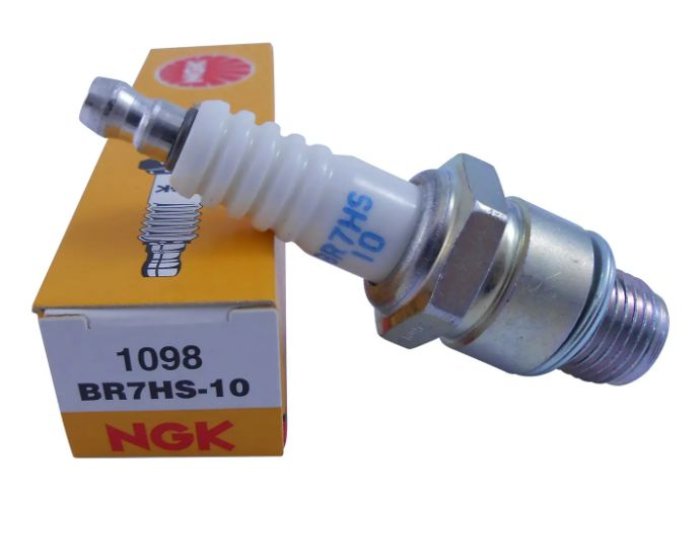 VELA BR7HS-10 - NGK